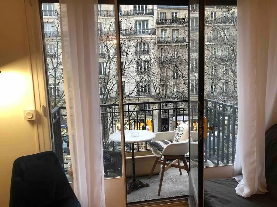 Grand Appartement Proche Metro Párizs 0*,  Franciaország